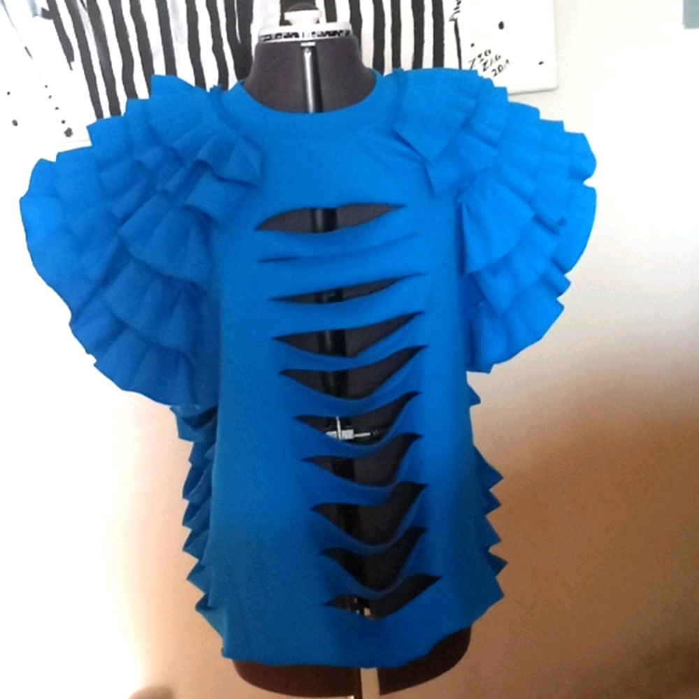 Ladies Ruffle Sweat Shirt